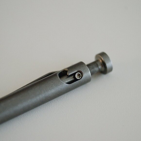 Karas Bolt titanium ballpoint pen - discontinued - Picture 2 of 4